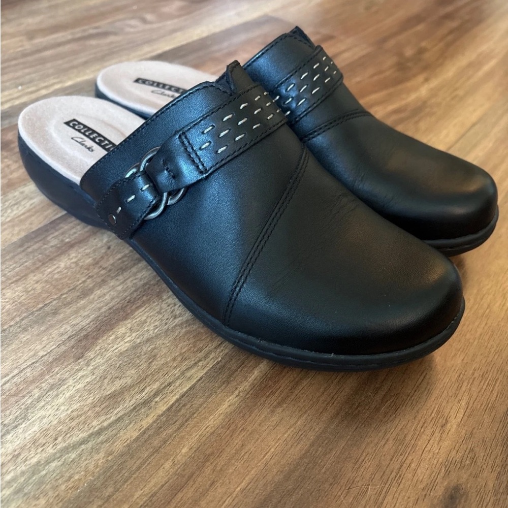 Clarks Collection Women Black Shoes Slip On Mule Leather Soft Cushion Sz 7.5